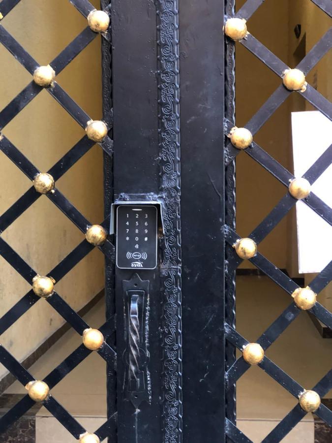 Appartement Თათულის Ბუდე -Tatuli Nest à Batoumi Extérieur photo